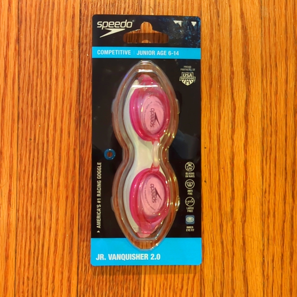 Brand new swim goggles